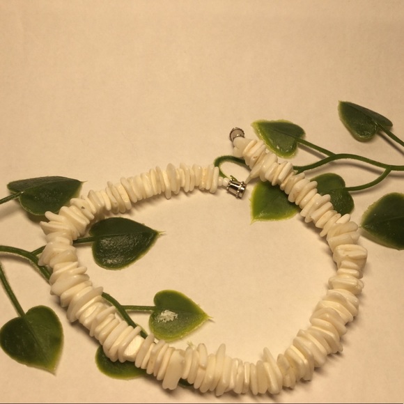 🌵3 for 20$ sea shell trendy bracelet or anklet - Picture 3 of 3